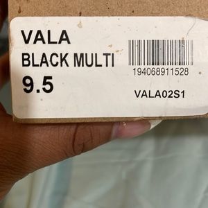 Steve Madden Vala black Multi quilted pump size 9.5.